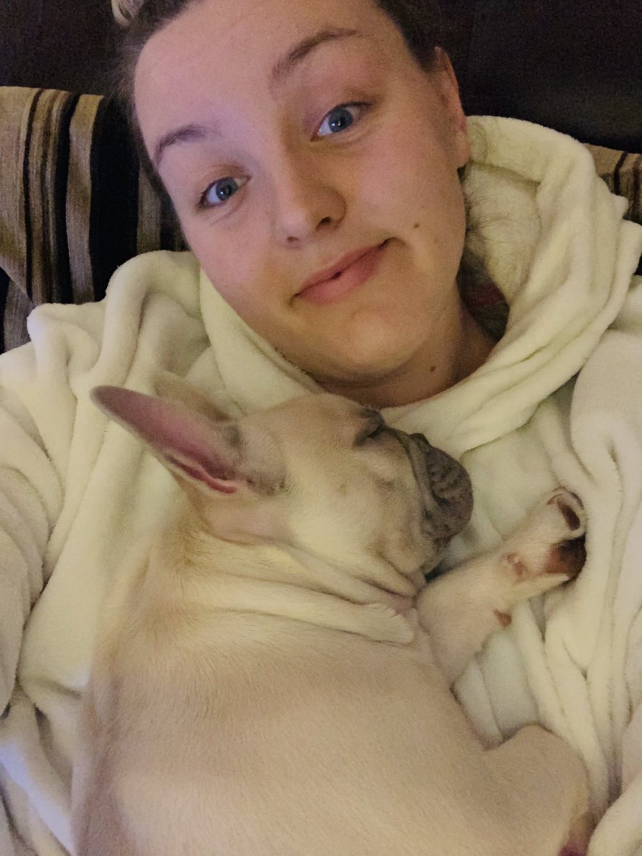 No better way to spend a Sunday evening...🐶❤️