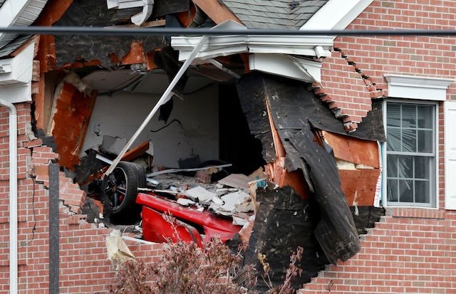 Remember everyone:Whether pedestrian, driver, or cyclist, safety in our public spaces is a shared responsibility. #VisionZero  #ZeroVision  #SharedResponsibility  #CarCulture http://newjersey.news12.com/story/41298979/car-smashes-into-second-floor-of-toms-river-building