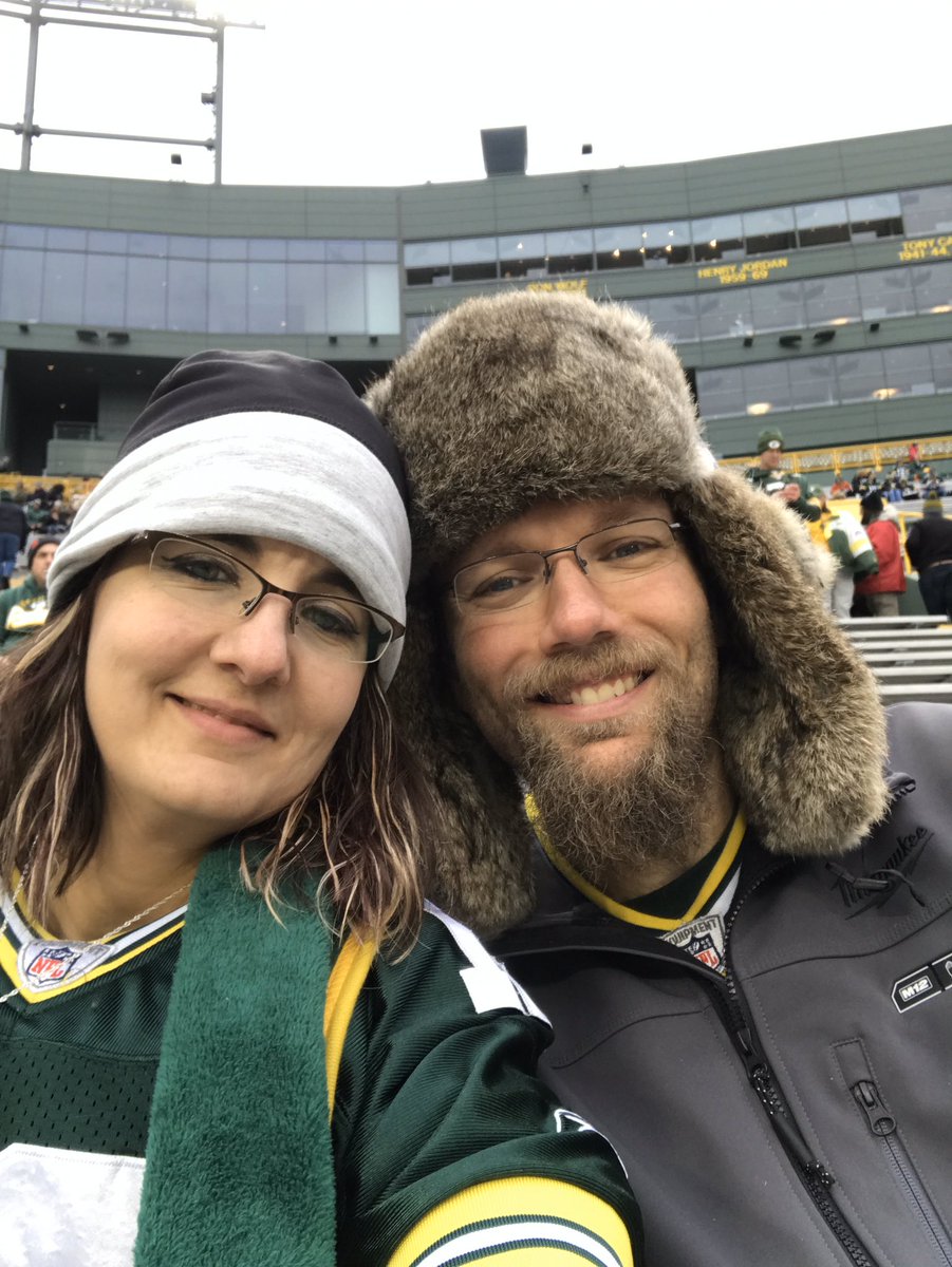 Kdub_s's tweet photo. #GetLoudLambeau https://t.co/8EI8zW8HvE