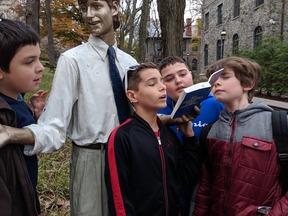 MrsHriniak's tweet photo. Creative photo opportunities on campus @NMSTeamLehigh #NMSatLU https://t.co/ZwDC56UuYF