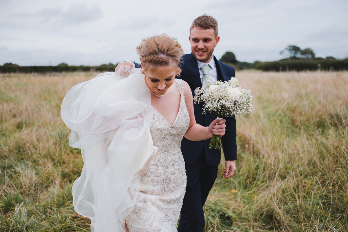 _James_Malkin_'s tweet photo. For me it's only the real stuff that counts! If it's cheesy or posed it doesn't pass my lens! 📸

#documentaryphotographer #weddingphotographer #authentic https://t.co/eiRnKxpbBJ