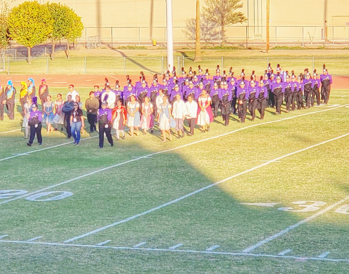 azkop2010's tweet photo. Congratulations on the 9th place 69.700 @ the @az_mba Grand Championships! #VVHS #MarchingMonsoon #marchingband #wearevalley #azmba @VVHSStuCo @ValleyVistaYB @vvhsfbbooster https://t.co/5LifdOxgHY