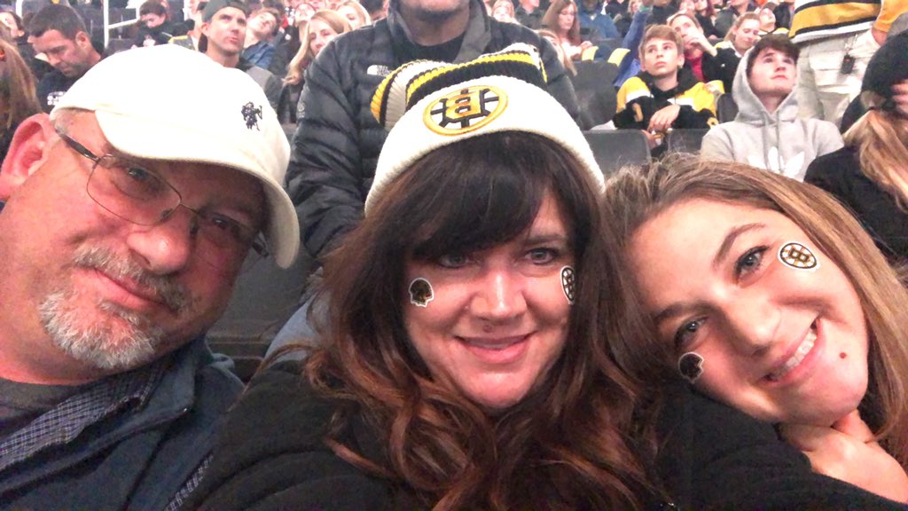 karlynbw's tweet photo. #NHLBRUINS https://t.co/ofKGL23jS3