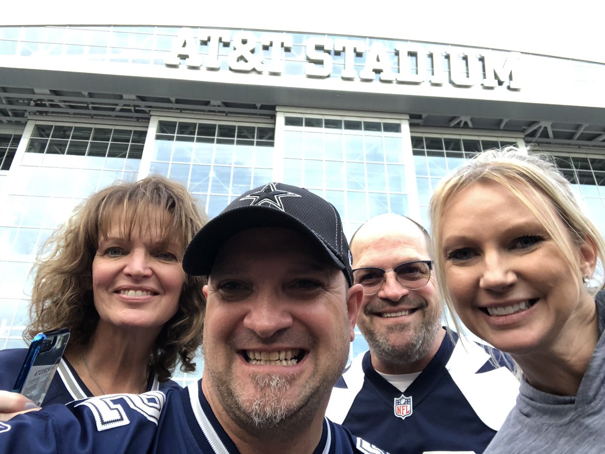 RandyStashi's tweet photo. #DallasCowboys https://t.co/qOOfrdZ1Ae
