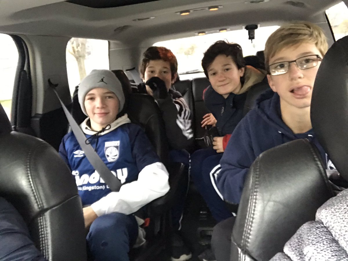 VDPMama's tweet image. U14 Regional Boys out again today!!  @KingstonUnited @LiamAHughes23  #makingadifferenceinourcommunity #teamwork #bondingonandoffthefield