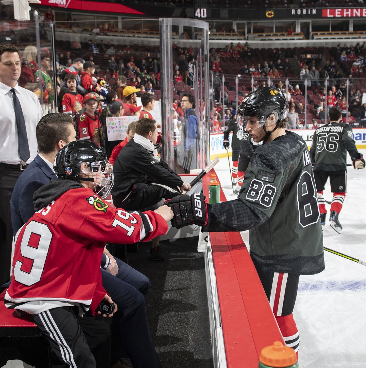 Chicago Blackhawks on X: The camo warmup jerseys are looking very good.  Very. Good. #VeteransDay  / X