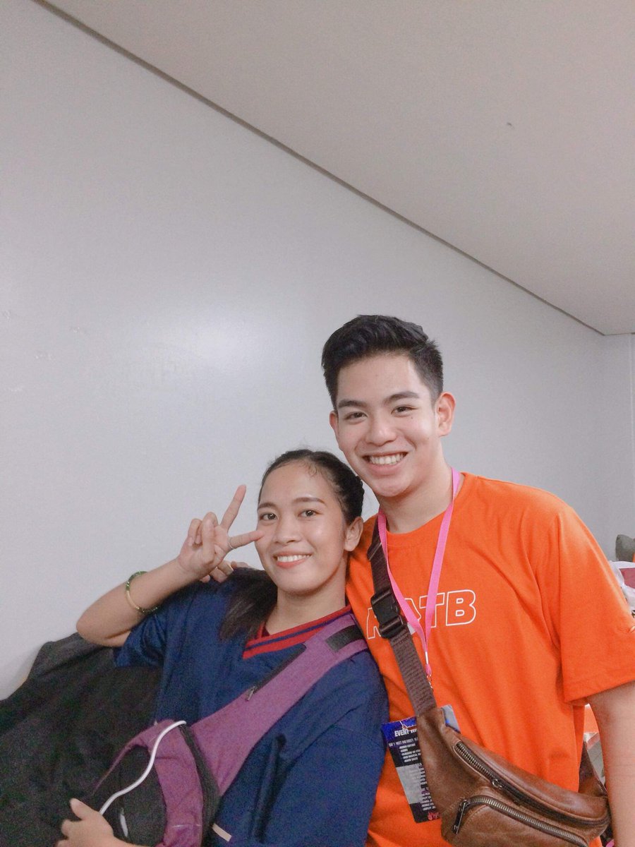 Jonacoolz's tweet photo. Team Jonacoolz at the Viyzaar @JonasBelgica
#Part2
#Jonacoolz https://t.co/ODMOTNENM2