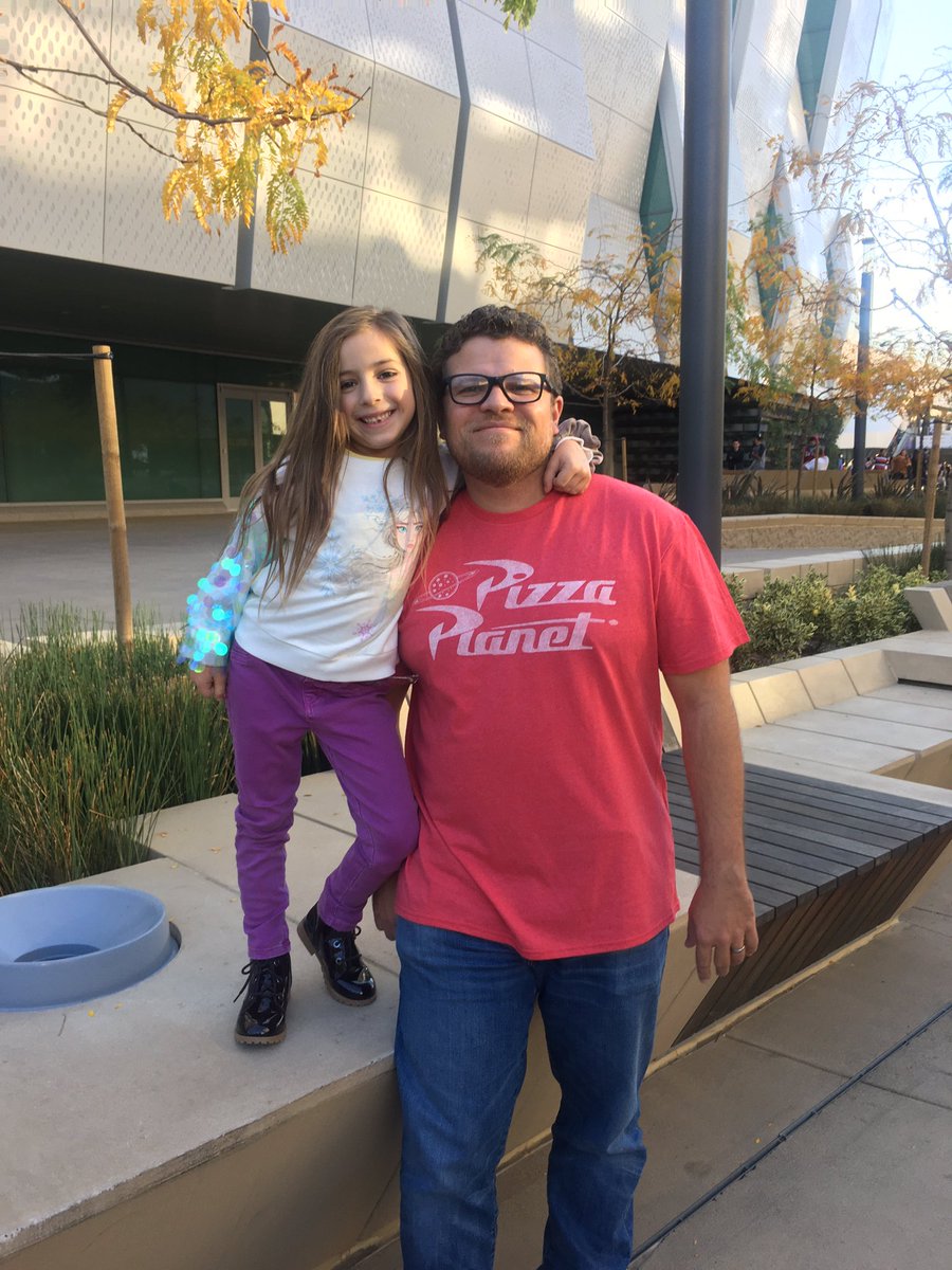 AngeliqueAshby's tweet photo. #disneyonice @Golden1Center with my best girlie for #worldsofenchantment loving the pure joy on her sweet little face (and Dad is a trooper). ❤️ https://t.co/zqXJm8JEfr