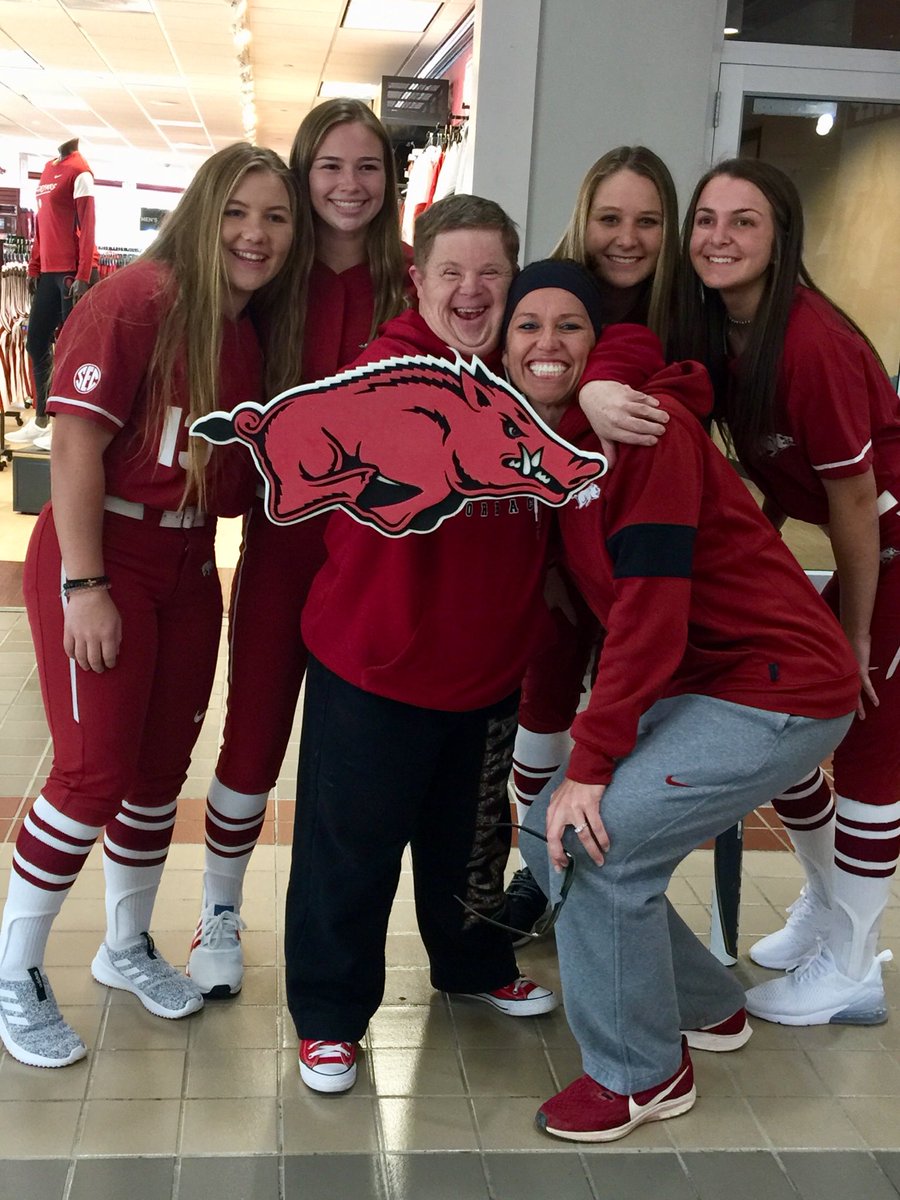 CanaanSandy's tweet image. Friday met awesome new ⁦@RazorbackSB⁩ Players! ⁦@CoachDeifel⁩
