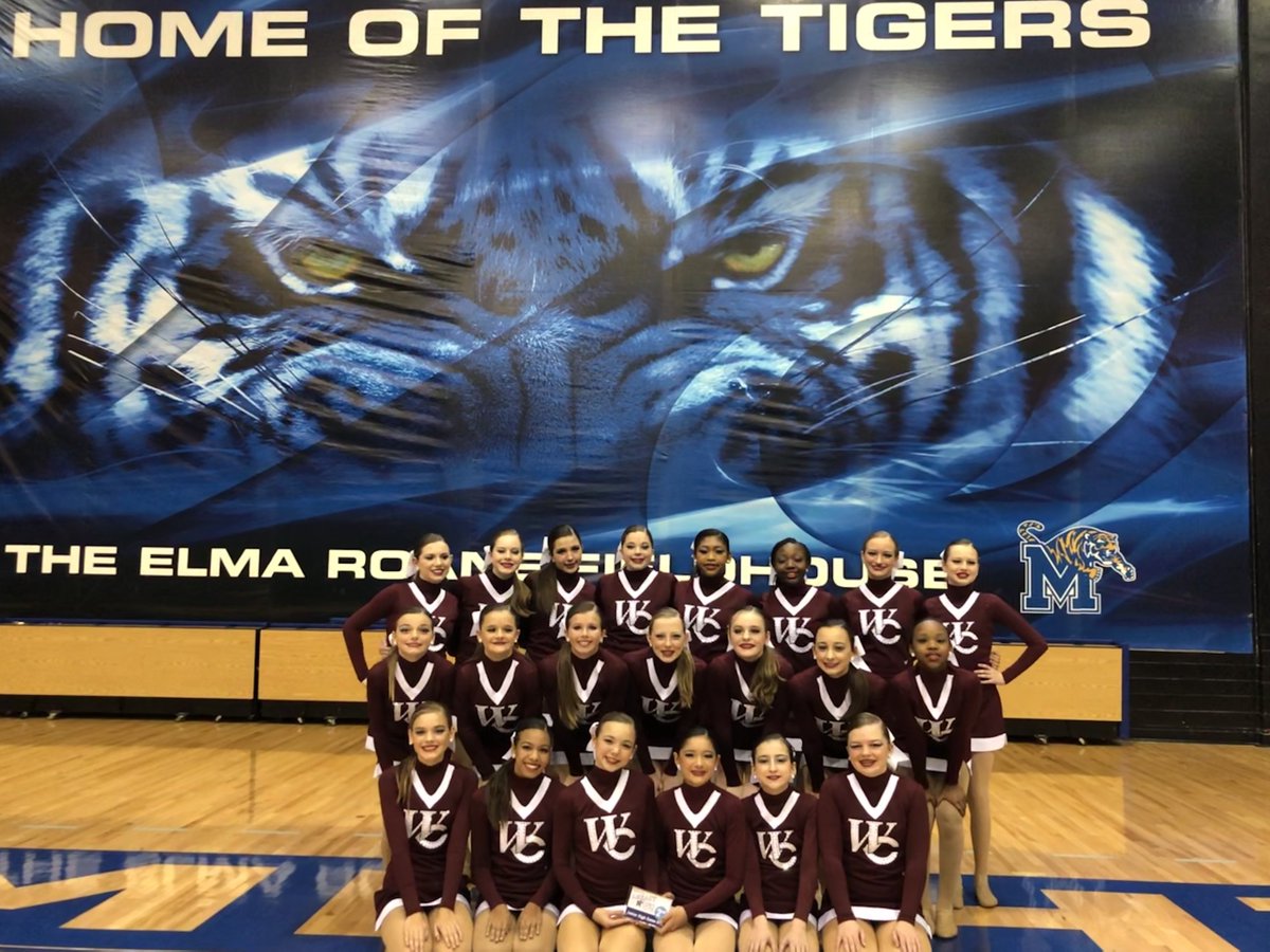 WCMSdance's tweet photo. Game Day Competition at the U of M!! You were the eye of the tiger and great job WCMS dancer!!! #wcmsdance #godragons #westcolliervillemiddleschool @officialWCMS @WCMSdance https://t.co/079lmrhlLo