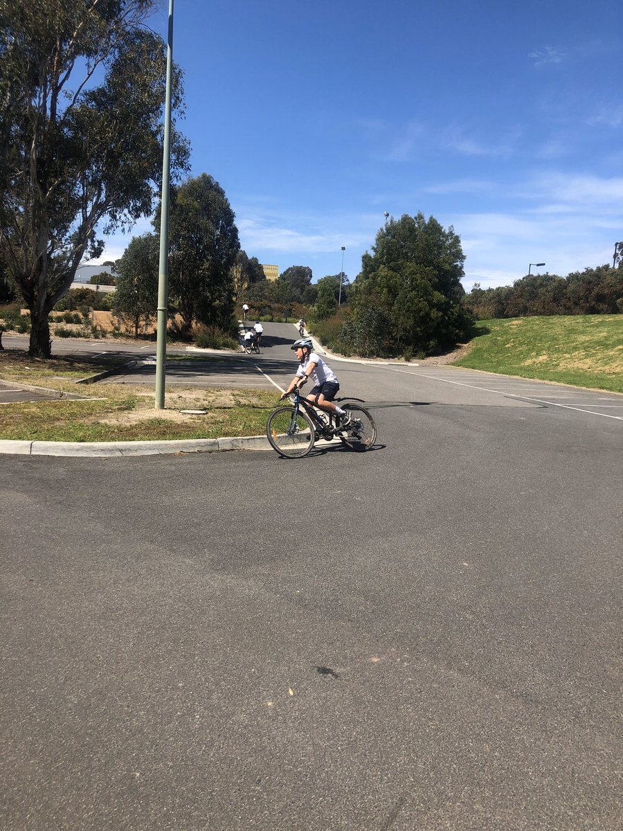 MsTarynBates's tweet photo. A great morning out on the bikes for Year 7 #PE @WhitefriarsColl - trying out riding on different surfaces, managing some hills and pausing for #RemembranceDay. Well done boys! @pciardulli https://t.co/ElMu1dZEb0