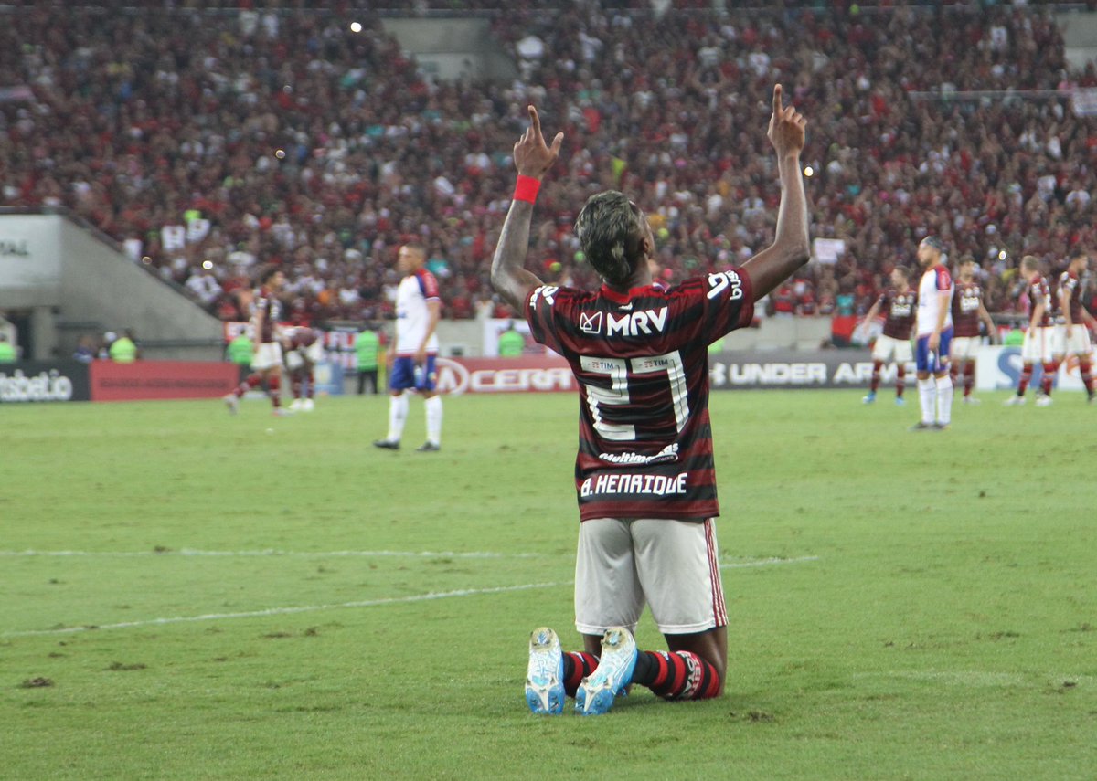 Brunohenrique's tweet photo. A solução não cai do céu, mas minha força vem de lá 🙌🏾🙏🏾
Parabéns @flamengo grande vitória.
Seguimos ⚫️🔴 https://t.co/MAKF6Fseyn