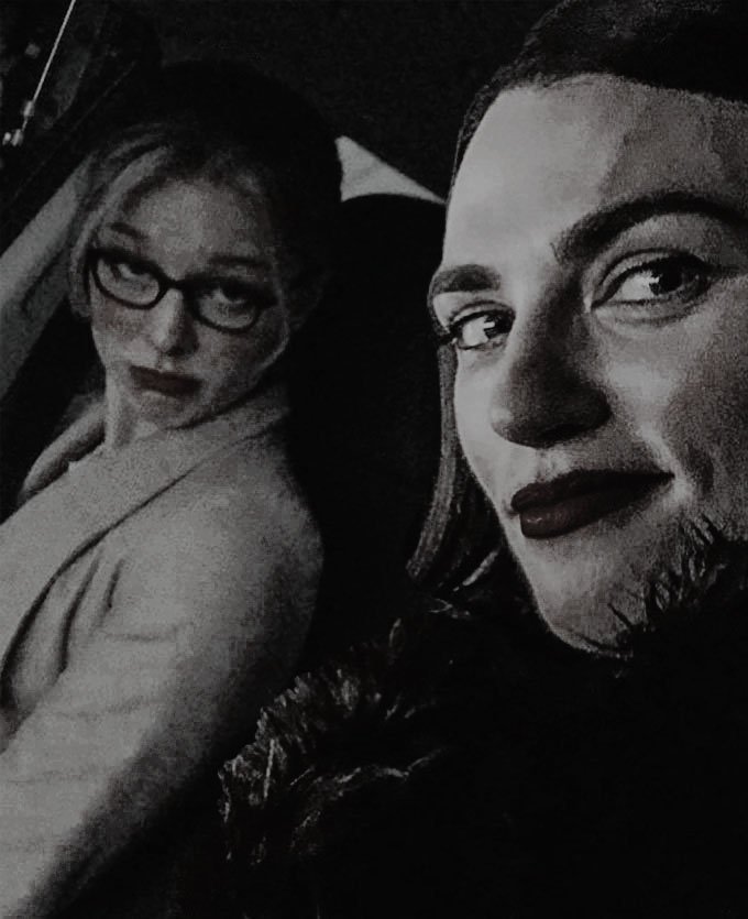 ㅤㅤㅤ ㅤ 𝗜𝗚 𝗣𝗢𝗦𝗧: 𝗹𝗲𝗻𝗮𝗹𝘂𝘁𝗵𝗼𝗿.
ㅤ ㅤㅤㅤ▬▬▬▬▬▬▬▬▬▬ㅤㅤ

ㅤㅤ  ㅤㅤ@𝗹.𝗹𝘂𝘁𝗵𝗼𝗿  𝖲𝗁𝖾 𝗂𝗌 𝗃𝗎𝗌𝗍
             𝖼𝗈𝗇𝗌𝗎𝗆𝖾𝖽 𝟤𝟦 𝗉𝗈𝗍𝗌𝗍𝗂𝖼𝗄𝖾𝗋... ❤️

         𝟵𝟵𝟲,𝟰𝟮𝟮 𝗹𝗶𝗸𝗲𝘀.
𝖵𝗂𝖾𝗐 𝖺𝗅𝗅 𝟣𝟤,𝟦𝟪𝟢 𝖼𝗈𝗆𝗆𝖾𝗇𝗍𝗌.