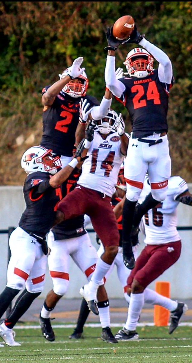 This pic was sent to me today. 1st I thought it was a throwback pic of me back in the day with those hops but I didnt remember ever wearing #24, So after a closer look its my man Shabari Davis making plays - Game Winning Interception! ATHLETE, RAPPER, GREAT ALL ROUND GUY!