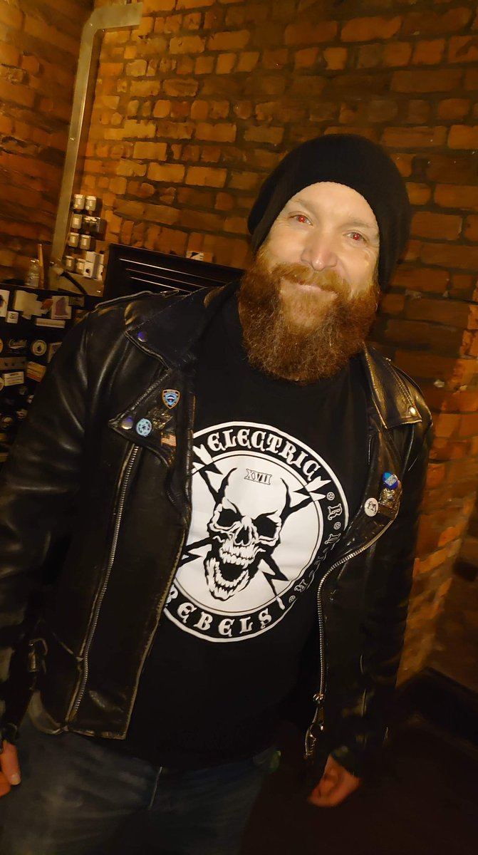 Steve - vocals
