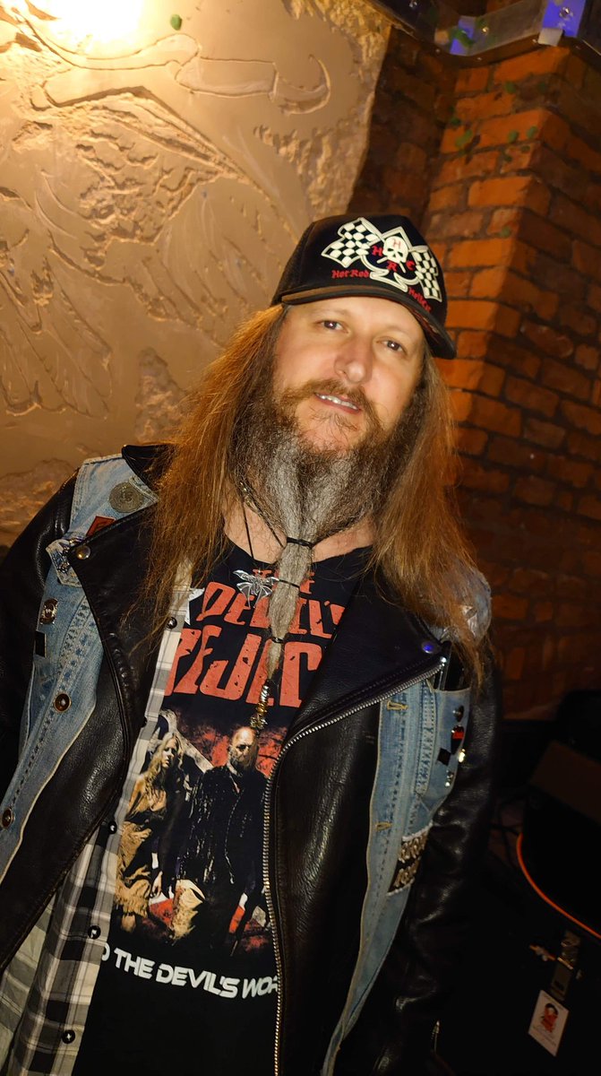 Steve - guitar