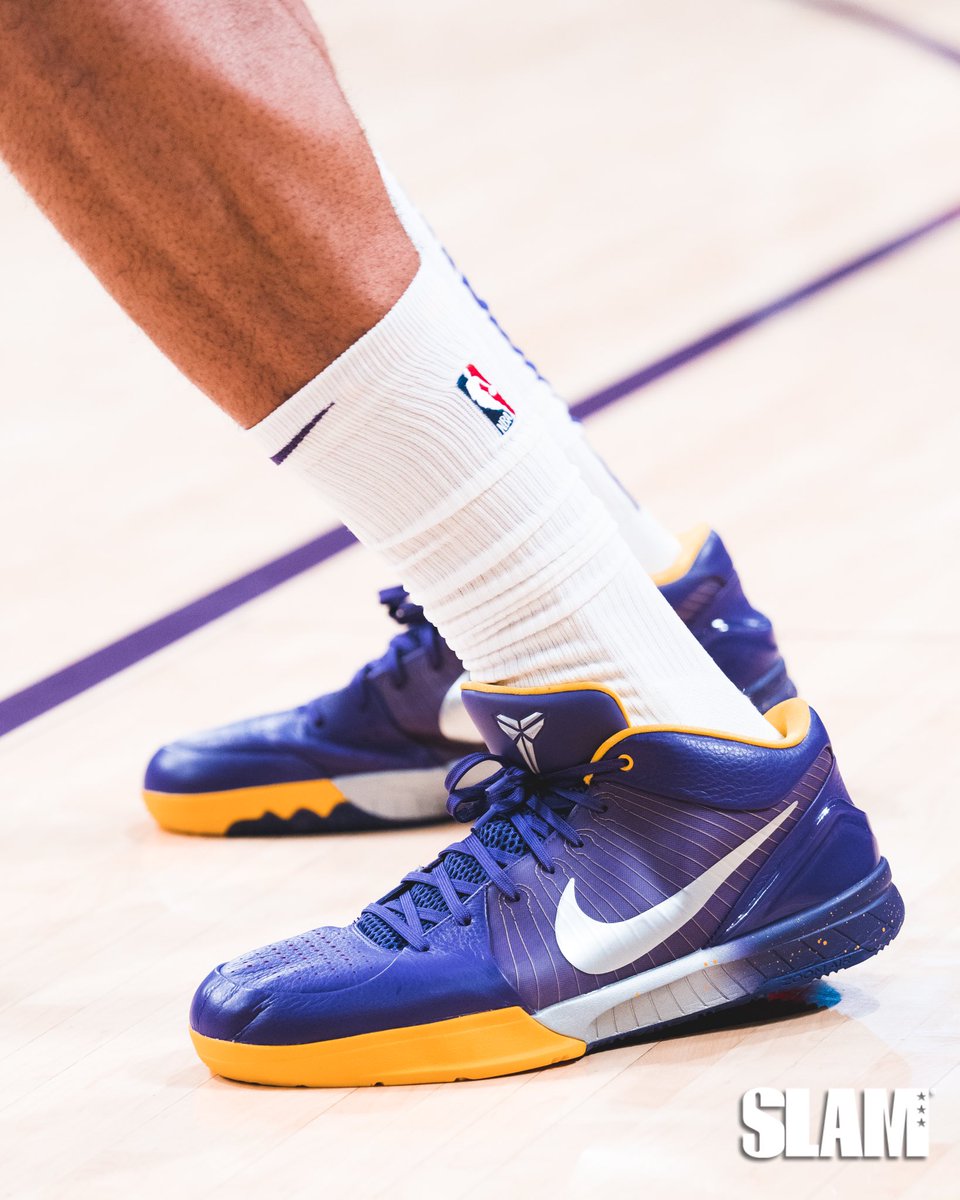 kobe anthony davis shoes