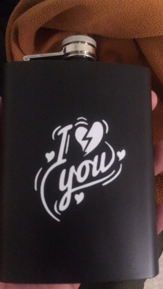 anthony_obas44's tweet image. #Obasrants 

Huge shoutout to @BigLCT  for this one. 

I don’t know if he knows but whiskey is definitely going into this one. 

Merch differentiation always works for brands and this is gold!!! 

Moral: Amazing!!!