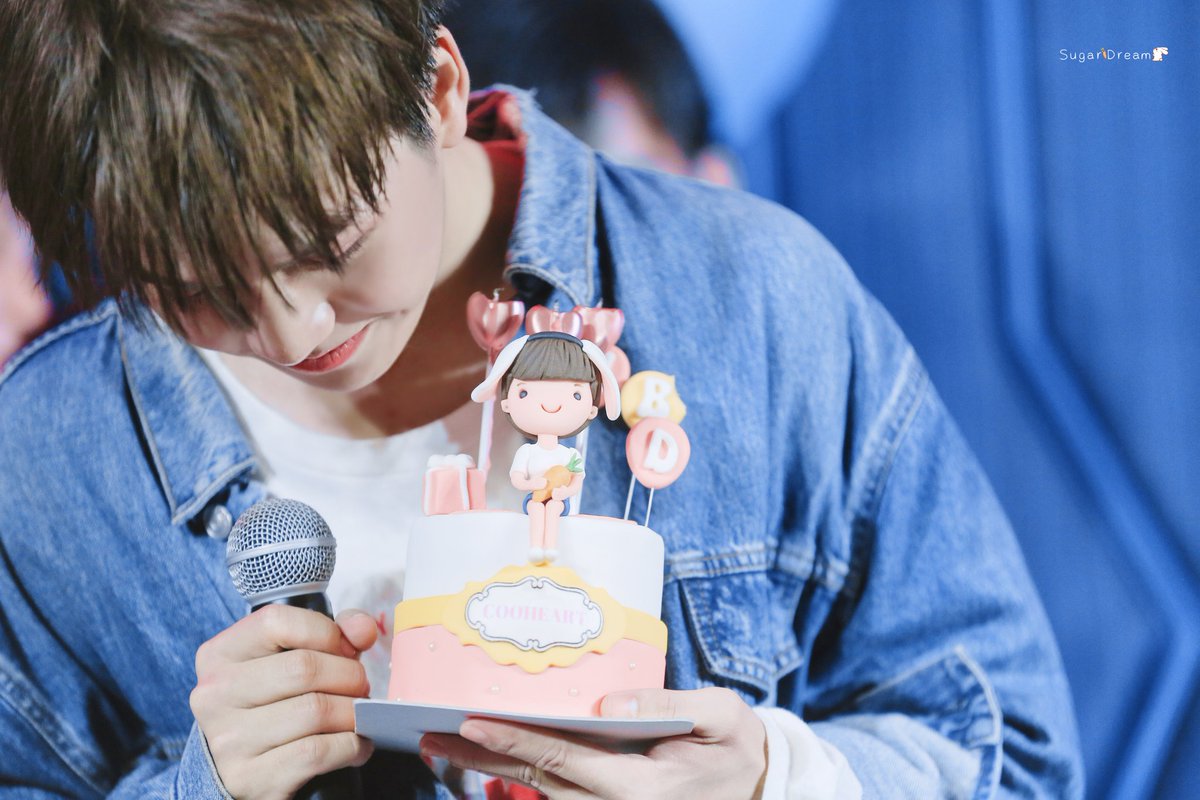SugarDream___'s tweet photo. like this photo sooooo much🍰
#23rdHappyEarthDay https://t.co/bwaw2EgCAC