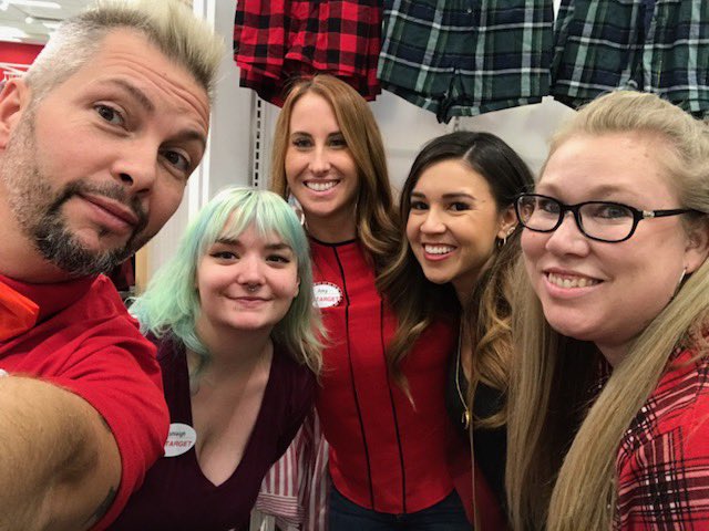 Ashleigh making dreams happen at 1462 <a href="/probst_amy/">Amy Probst</a> <a href="/justinadamburns/">Justin Burns</a> #R300HolidayHeroes