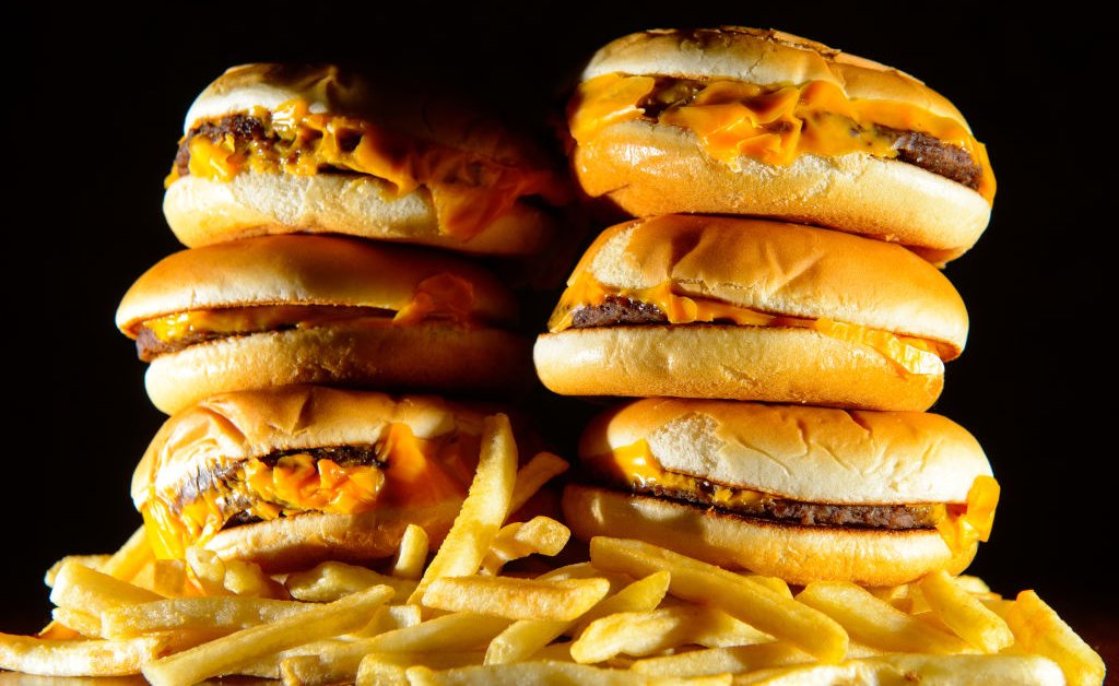 Food Addictions Are Real Addictions—And More And More People Are Getting Hooked bit.ly/2CmSkRS?utm_so… via <a href="/TIME/">TIME</a> #Food #Addiction