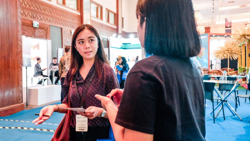 PrivyID's tweet photo. #PrivyID is thrilled to be able to participate in Indonesia Fintech Show 2019. Thank you to everyone who has dropped by to our booth, we're more than excited to collaborate with you! #privynews #IFS2019 https://t.co/TP2b6PC3pv