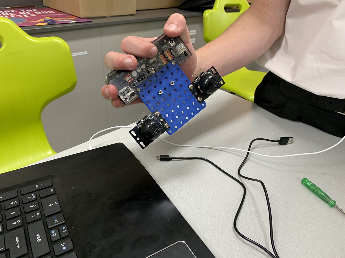i_heart_science's tweet image. Having heaps of fun building and coding CoDrone Pros in Year 9 STEAM #Drones #Coding #CoDrones #STEAM #Science #Technology #Engineering #Art #Maths #Innovation #Design #Creativity #Ideas #Planning #Constructing #Building #Evaluate #Refinement #Teamwork #ProblemSolving