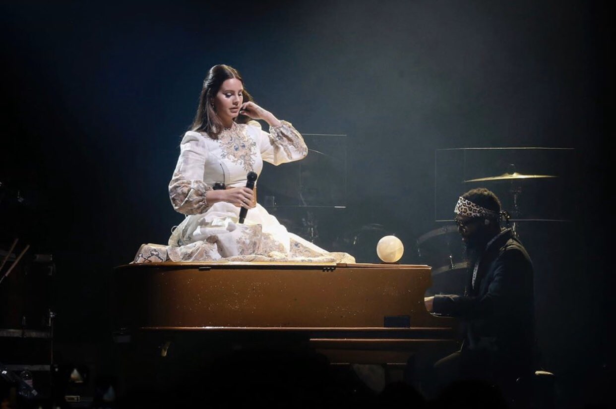 Lana Del Rey Argentina on Twitter "Mas fotos de Lana desde IOWA