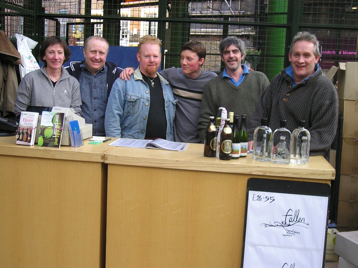 Utobeer's tweet image. Don&apos;t forget that on the 8th December we&apos;re celebrating 20 YEARS ! of @Utobeer on @boroughmarket with a mega bottle share at @Rakebar so grab a bottle and come share it with some friends! 
eventbrite.co.uk/e/utobeer-20th…
#Utobeer #20Years #BottleShare