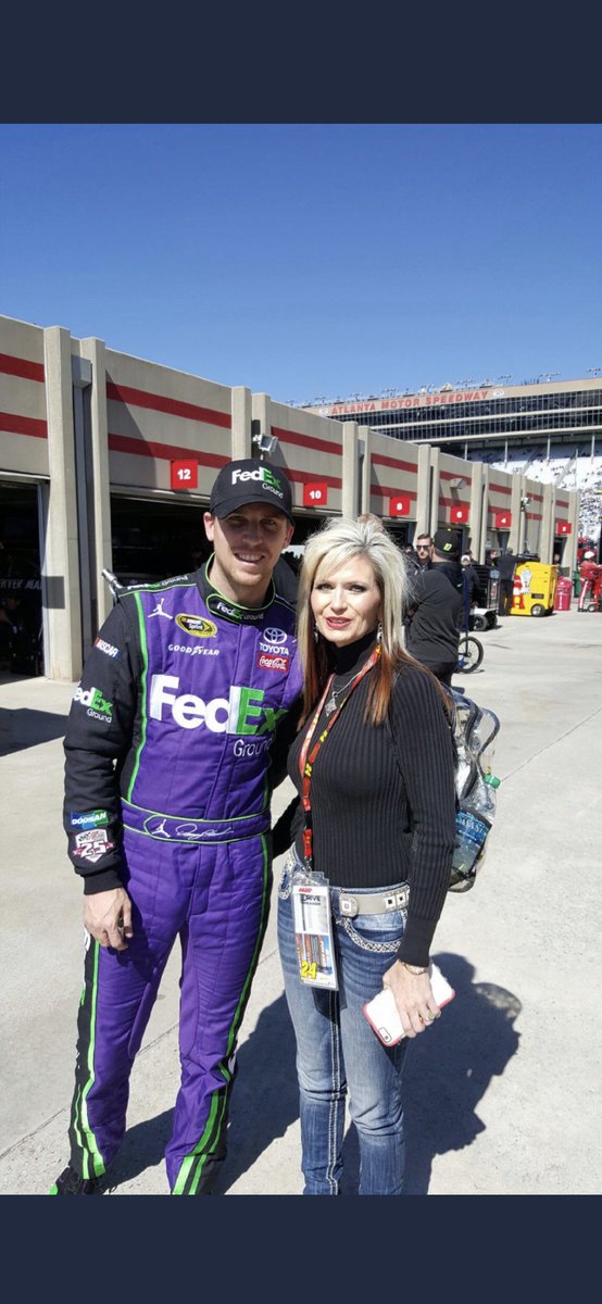 Mel4the24's tweet photo. In case anyone was wondering who my  pick is for this years #nmecs will be look no further 👇🏻 #doitforjd go #dennyhamlin11 🏁🏁🏁 https://t.co/nHYlH9ezDr