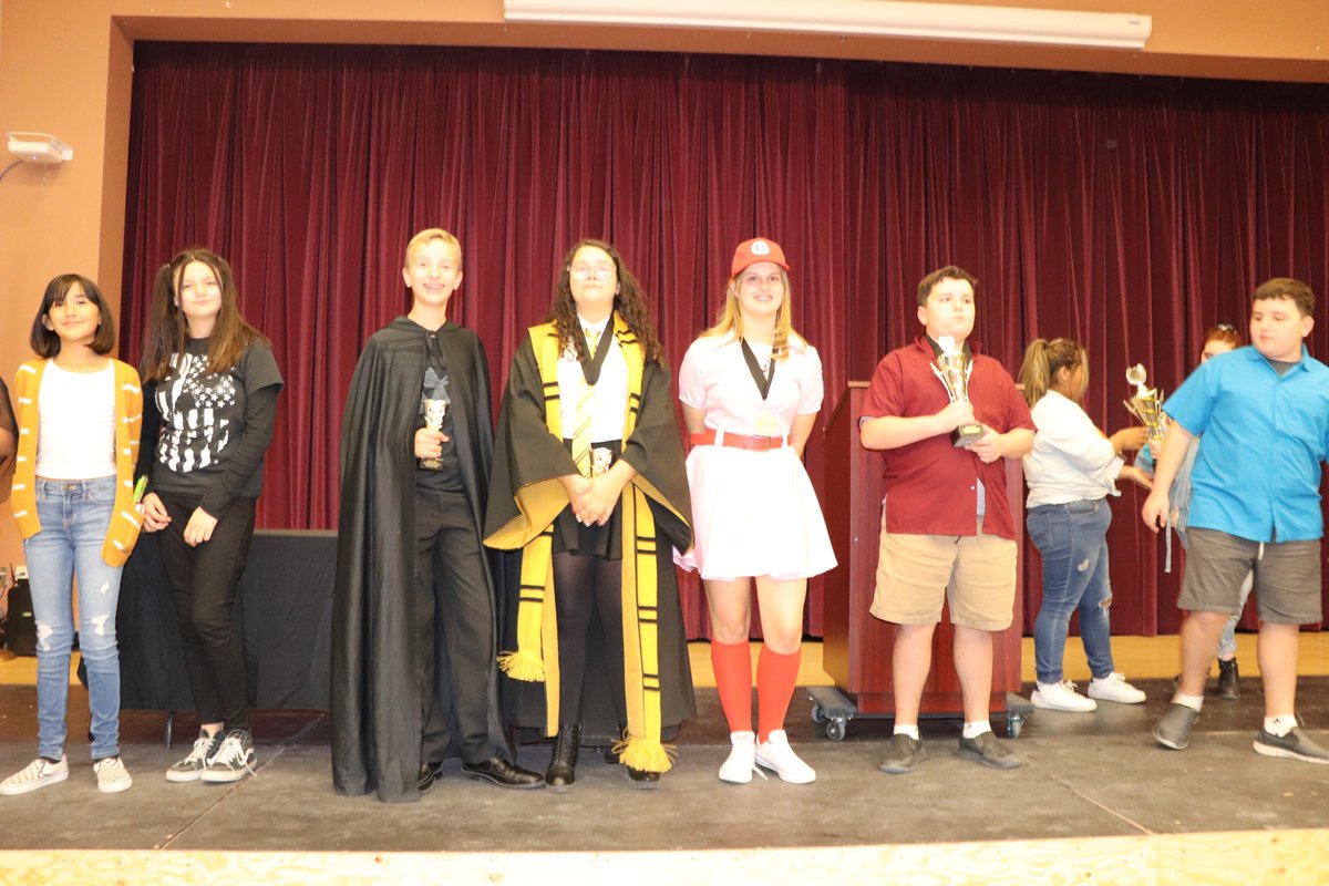 NGDebate's tweet photo. Character Clash 
School Awards 
1st place-JGMS
2nd place-DRA
3rd place-BDMS

Team Awards
1st-DCA-R. Hilty, M. Padilla, S.Tolman
2nd -JGMS- M.Bennett, I. Garczynski, J. Gomez 
3rd-DRA L. Fimbres, C. Stevens, M. Gutierrez 
@RedhawksJGMS @DCConqueror @CVUnified @DesertRidgeAcad https://t.co/K11CoS3ln3