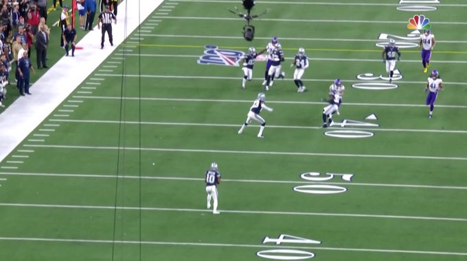 EJENMrFX0AEUjiT?format=jpg&name=small