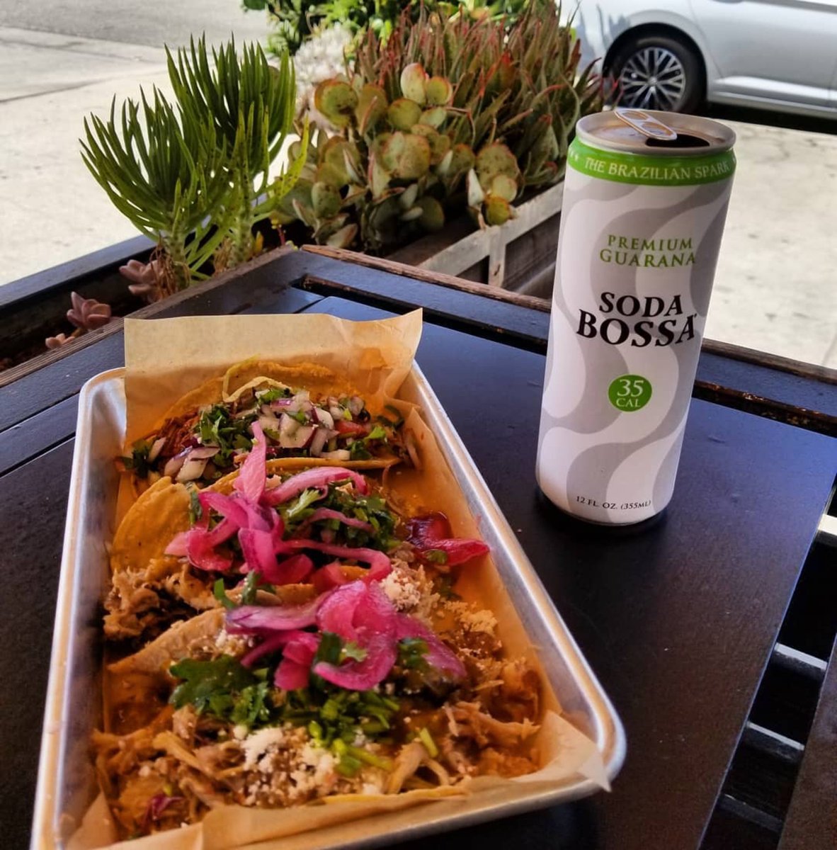 🌮🌮🌮🌶🌶🌶 

#Repost @sodabossaofficial!
#tacos #foodchoices #mexicanfood #premiumguarana #sodabossa #sodabossaofficial #betterforyou #revitalize #refreshing #cerveteca