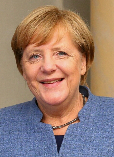 manuelhborbolla's tweet photo. Angela Merkel llegó a la presidencia de Alemania el 22 de noviembre de 2005.

Evo Morales llegó a la presidencia de Bolivia el 22 de enero de 2006.

Evo ha sido acusado de "querer perpetuarse en el poder". De Merkel nadie dice nada. El doble rasero de la güerocracia. https://t.co/NLcFeie2Qg