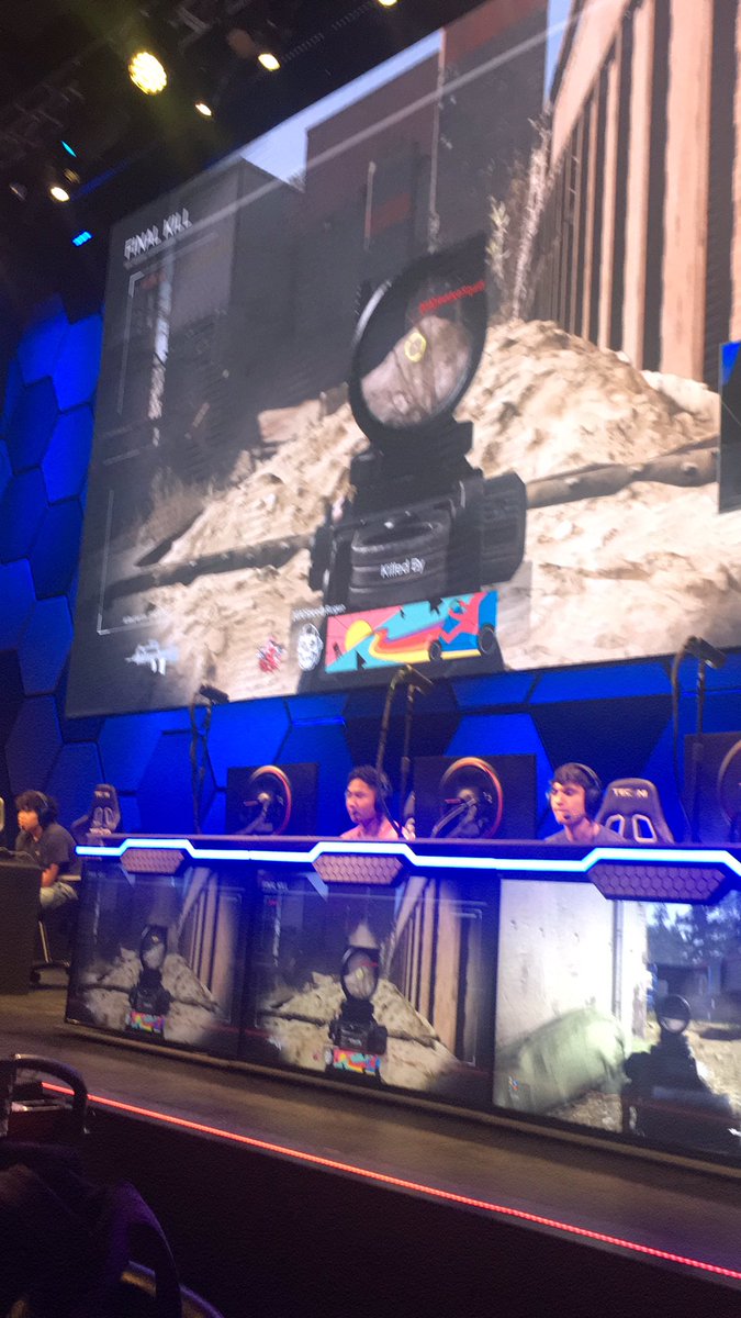 ItzMerek's tweet photo. Cod tournament for $1500 let’s go!!!! @HyperXESALV @AeroRevolution #aeroup https://t.co/wcgJkSxGED