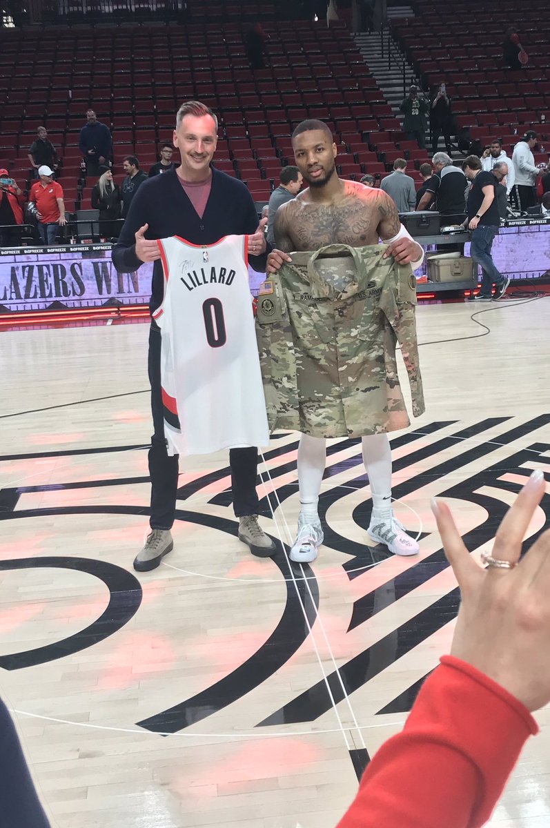 . @Dame_Lillard with the jersey swap after the game. With a very meaningful twist. #RipCity #veteransday #MilitaryAppreciation