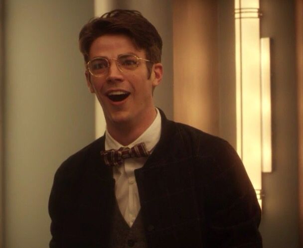 _MxdHatter_'s tweet image. ——『🐇☕』

—— Mad Hatter ☼ 

 ❝Si la locura es felicidad, ¡me declaro loco! ❞
【 𝐄nemigo jurado de Batman】Físico, ingeniero e inventor.
¿Té?

¬§ RT para darme a conocer y encontrar a más villanos?,🔄🔄