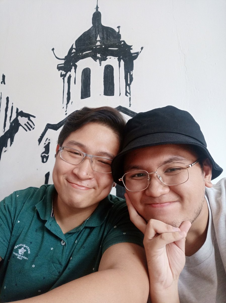 hansgbautista's tweet photo. dapat pupunta kami maynila today kaso di natuloy pero gulat kami natuloy pa rin pala kami haha #CouplesForClout https://t.co/IgkN9UnwL0