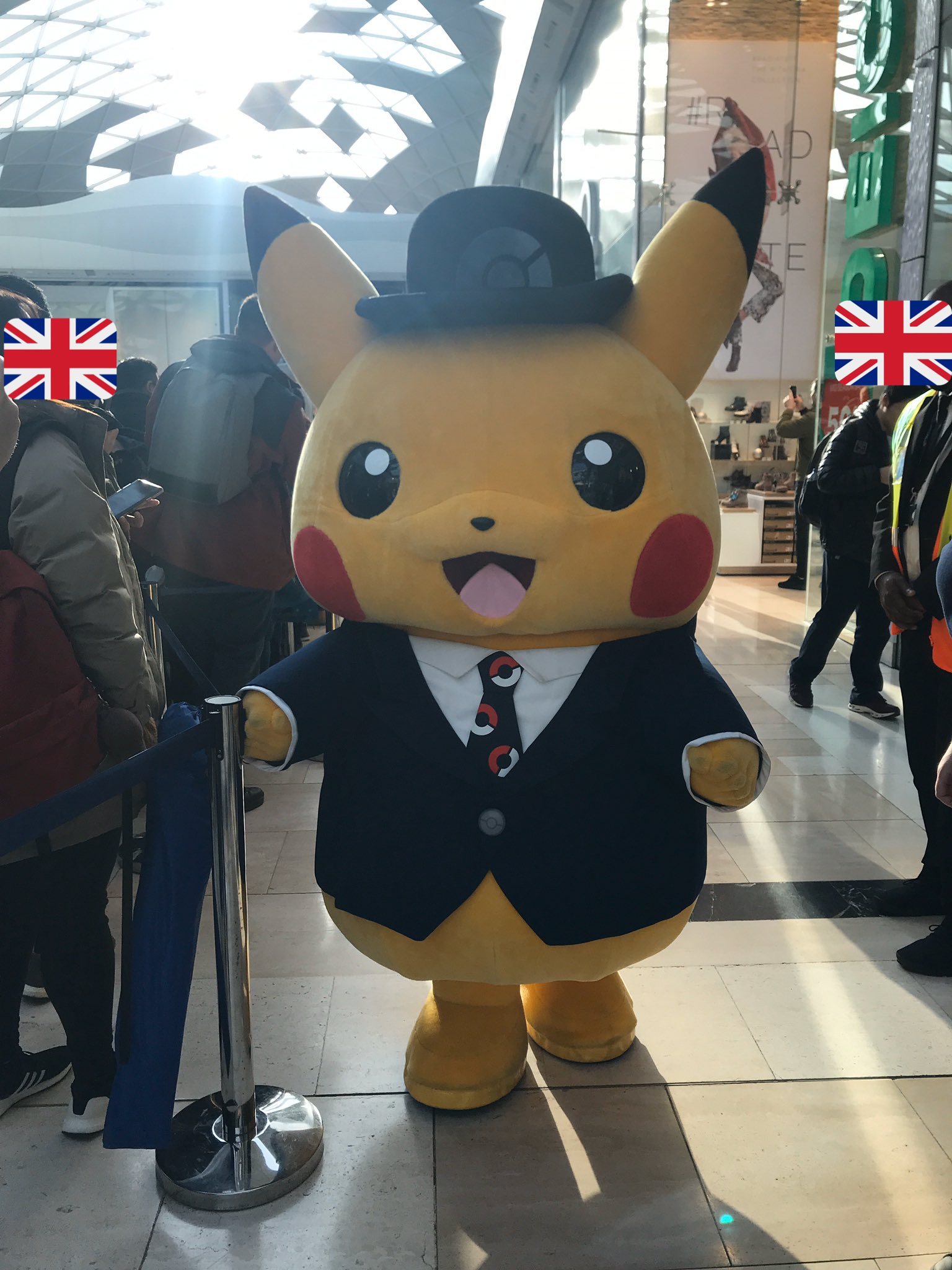 ロンドンシティピカチュウ London City Pikachu バラ】 ロンドン限定 London City Pikachu スリーブ (2019) | k