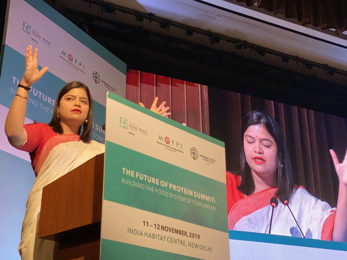 Talking about #FutureOfProtein, @poonam_mahajan Ji stressed on the need to make “Protein on my plate” available, sustainable & affordable to fight malnutrition in India. Innovation is the need of the hour. 

@IndiaHSI @GoodFoodInst