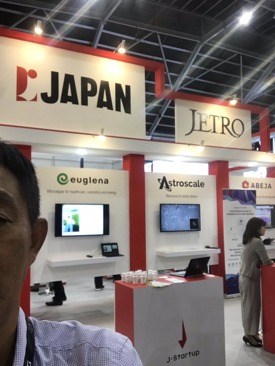 WrappyD's tweet photo. #JETRO #Osaka #SFF #Wrappy https://t.co/808LNTaEMq