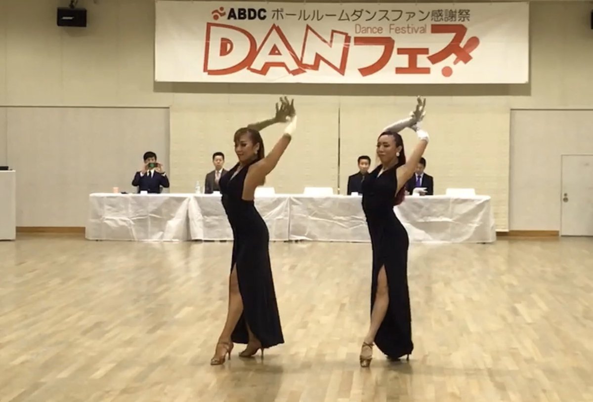 yukkamtree's tweet photo. #DANフェス

《社交女子★ダブルス》として清水舞先生@durgamai 先生と女子×女子でルンバを踊らせて頂きました！

結成した当初はこんな大舞台で踊る事になるとは予想だにせず…

たくさんのご声援、本当にありがとうございました😊💕💕💕

#社交女子ダブルス
#女子ラテンダブルス
#社交ダンス https://t.co/jX7L4Qvq3N