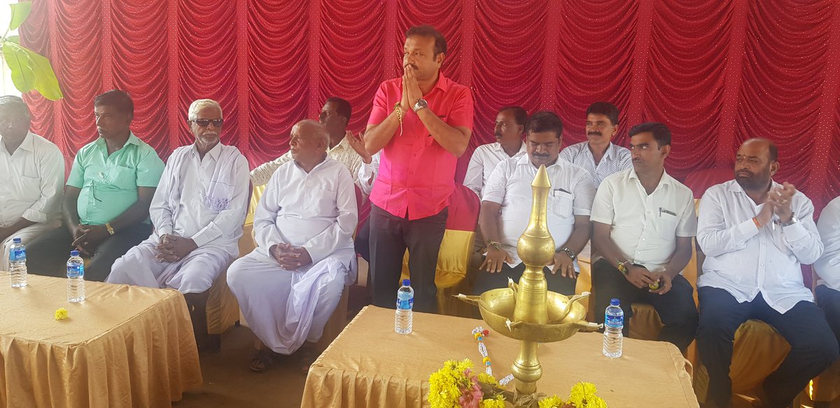 kantesh_ke's tweet photo. ಹೊಳಲೂರು ತುಂಗಭದ್ರಾ ನದಿಯಿಂದ ಬೂದಿಗೆರೆ ಗ್ರಾಮದ ಕೆರೆಗೆ ಏತ ನೀರಾವರಿಯ ಮೂಲಕ ನೀರು ಪೂರೈಸುವ ಯೋಜನೆಯ ಉದ್ಘಾಟನೆಯಲ್ಲಿ  ಪಾಲ್ಗೊಂಡ ಕ್ಷಣ. https://t.co/xcHc3LKyqS
