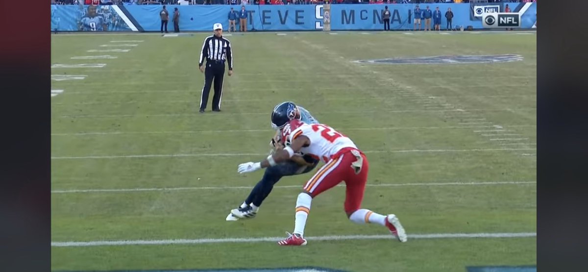 zachallencaskey's tweet image. @NFLOfficiating if this isn’t leading with the crown, blatant hit to the head/neck area, then I don’t know what is.
@Titans #2ptConversion
