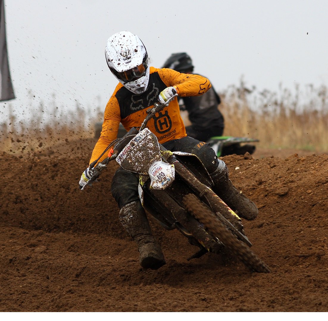 Effortless Style....

Maddy Malan (@maddymalan57) in cruise control at the last round of the SA MX National Championships

P/C: Zygmund Brodalka

racestargraffix.com|
We. Are. Moto.