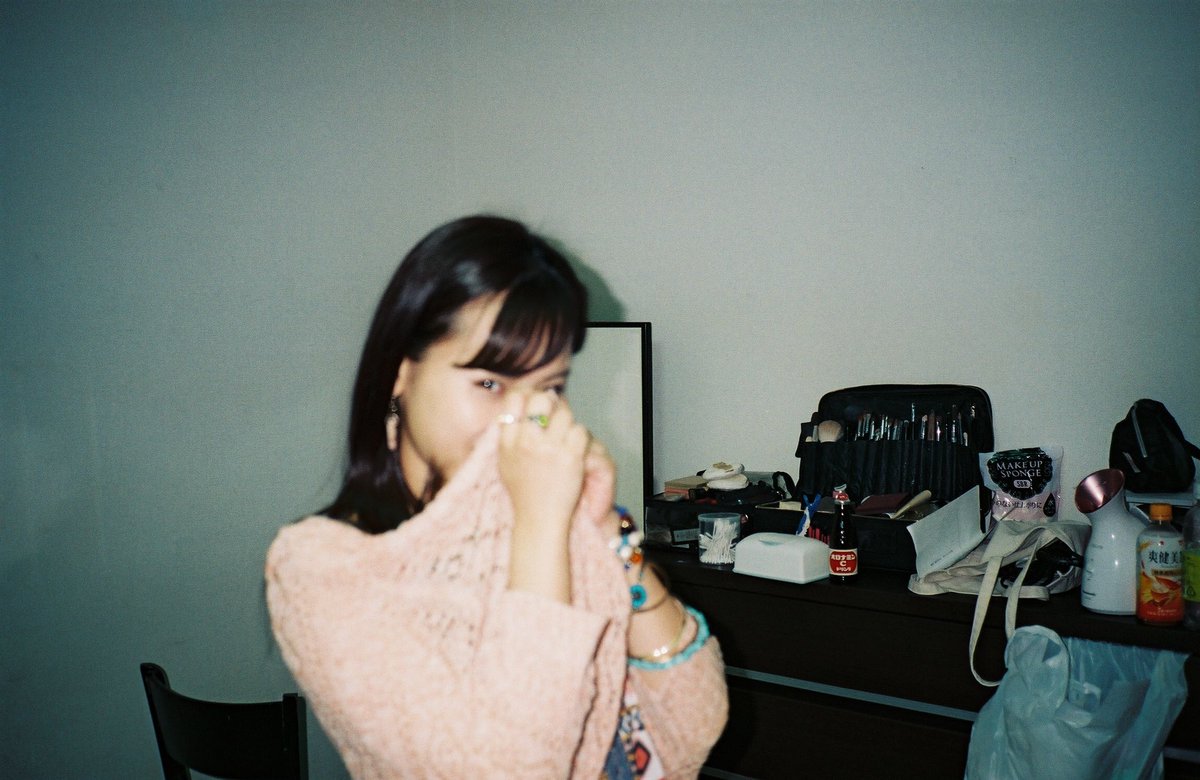 筧美和子 知らない人んち 仮 今夜第2話 今回も凄いことになっています 皆さんの頭の中はどうなっているのかと驚きの連続です そして今夜は濱津さんの登場 楽しみにしていてください ちょこっと現場のご様子 テレビ東京0 12 知らない人んち