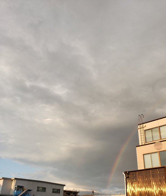 富士山と虹のtwitterイラスト検索結果 富士山と虹のtwitterイラスト検索結果