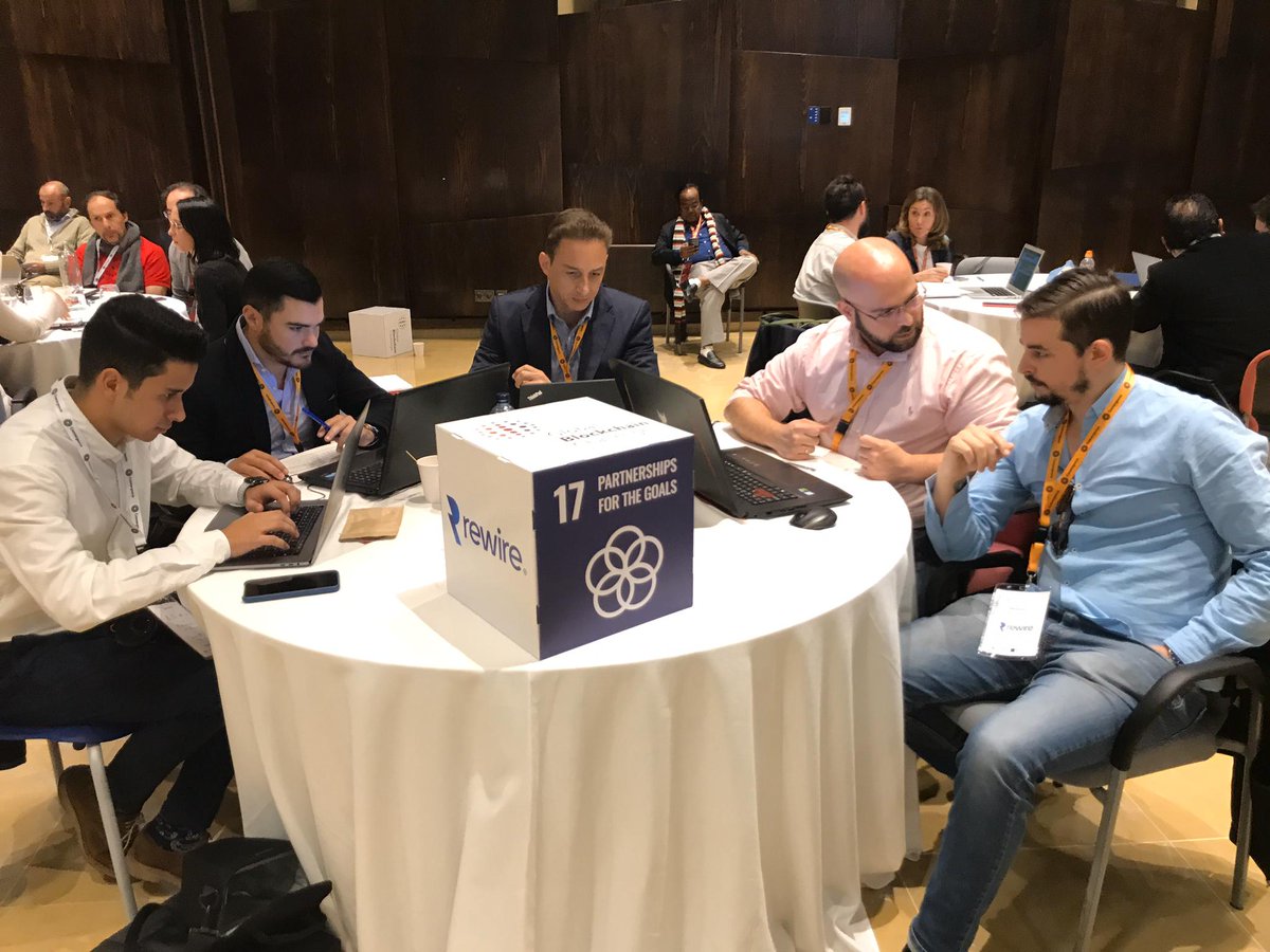BlockchainMAR's tweet photo. Mchain participa en el Global Blockchain Challenge con el proyecto MAAT.  Una solución blockchain para vacunas. #blockchain #GlobalBlockchainChallenge #Malaga  #Convergence19 #Mchain https://t.co/Jb2KHVDCyT