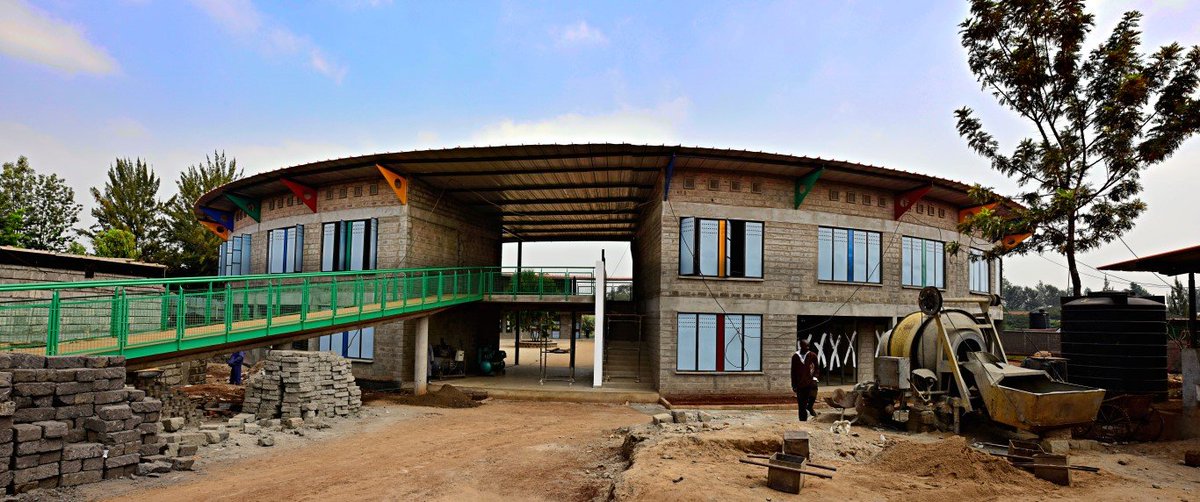 47KNY's tweet photo. Marurui Primary School, Nairobi | Nairobi County
Angela Merkel's Government Soft-Power🇩🇪🇰🇪
💶Funding: Federal Republic of Germany through KfW Development Bank
🖼️©️ Kuoni-Architects
#MerkelMonday #ThanksMerkel https://t.co/9r5Mvp9YeY