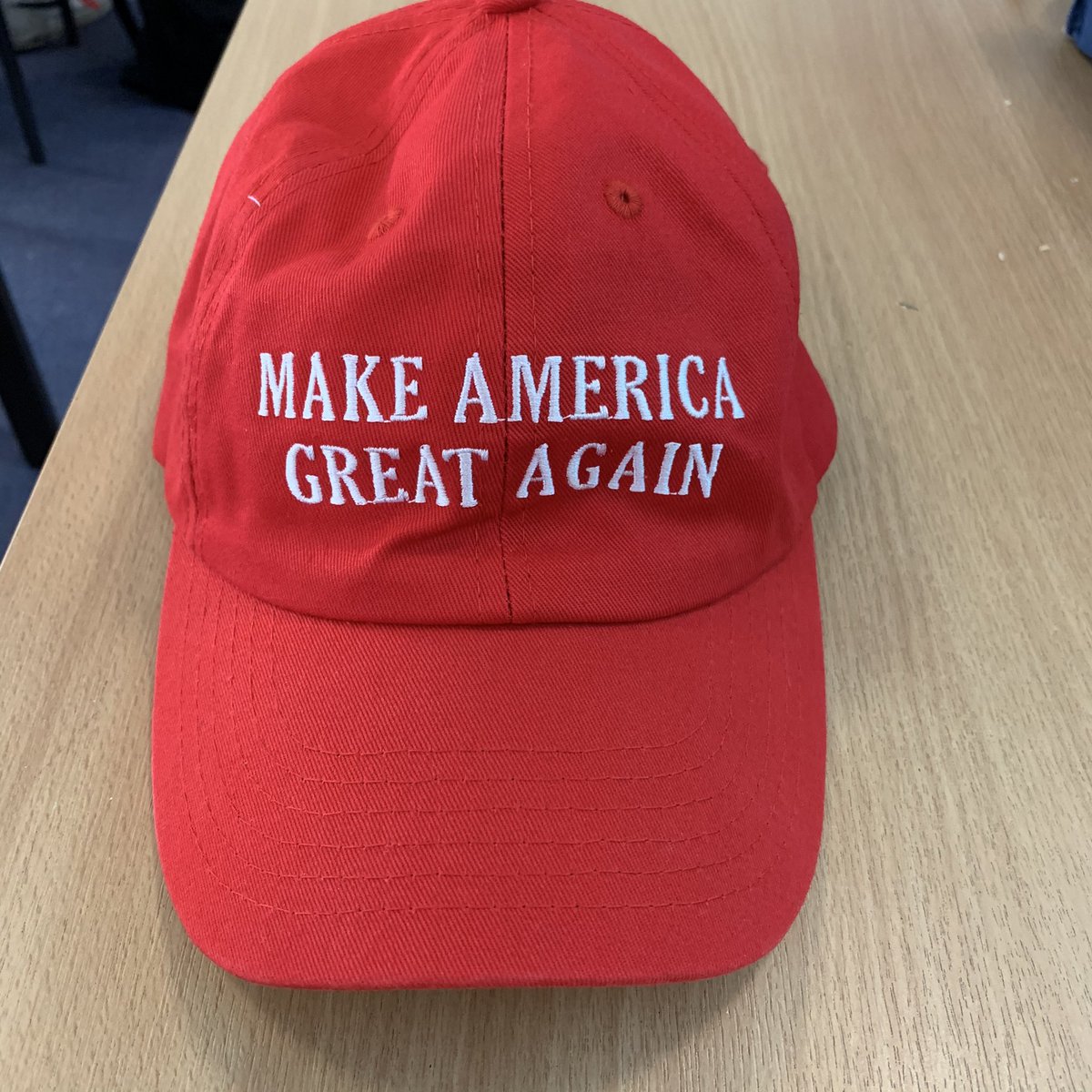 GeogVC's tweet image. A present from the USA New York / Washington DC trip for me! Wow, thanks Mark!! 🇺🇸